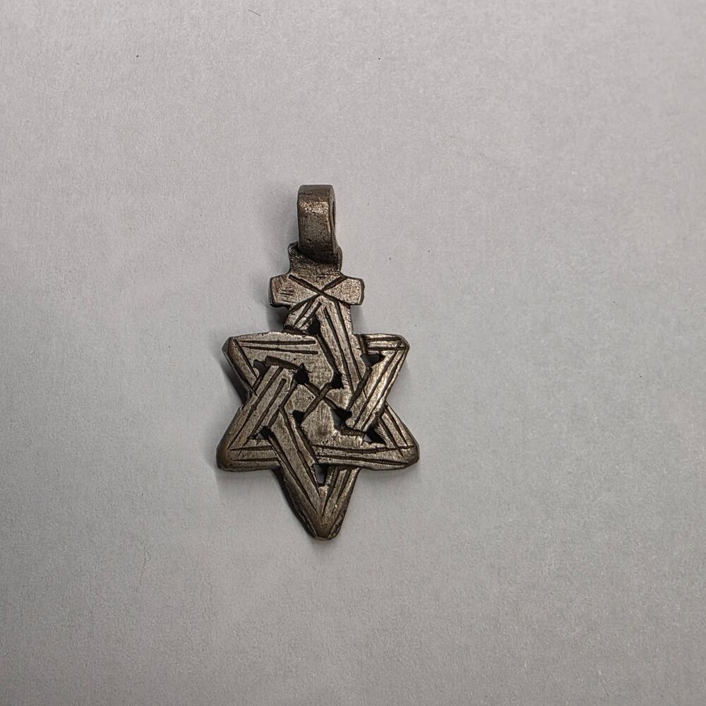Silver Tone Star Pendant Tribal Geometric Design